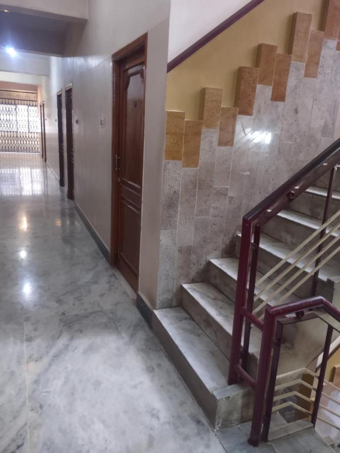 Krishna Lodge Tiruchirappalli Exterior foto