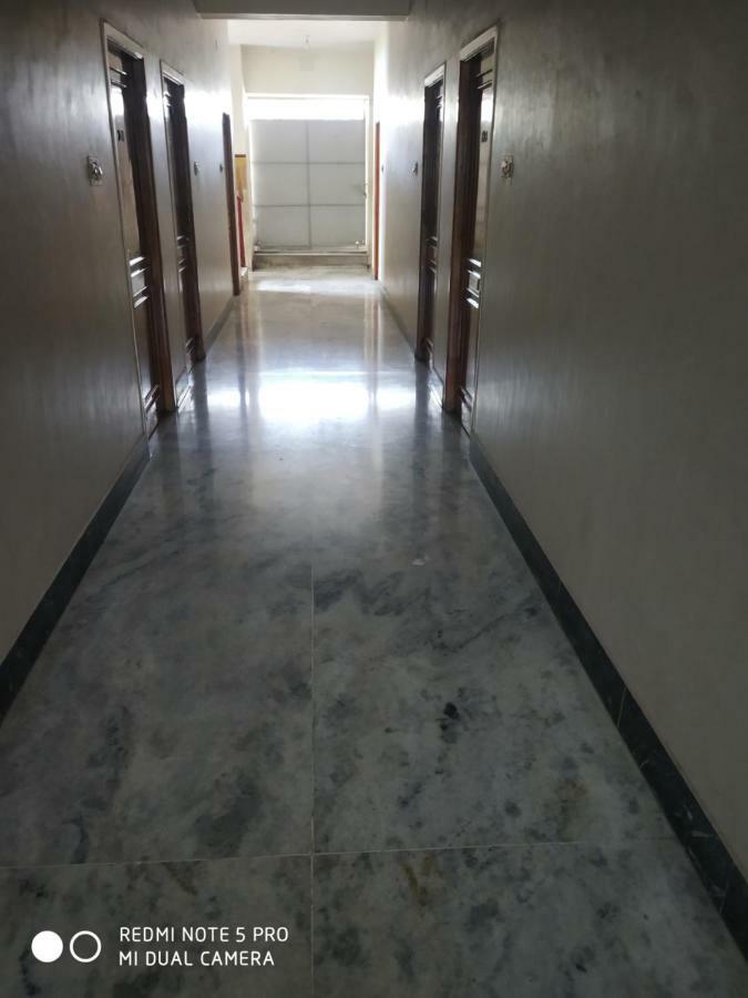 Krishna Lodge Tiruchirappalli Exterior foto