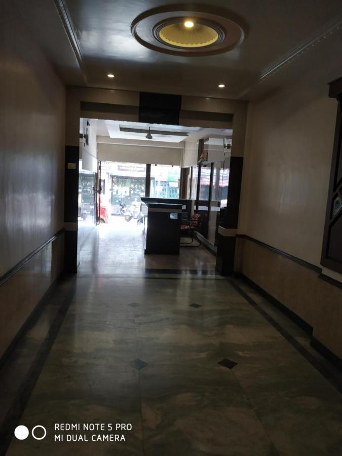 Krishna Lodge Tiruchirappalli Exterior foto